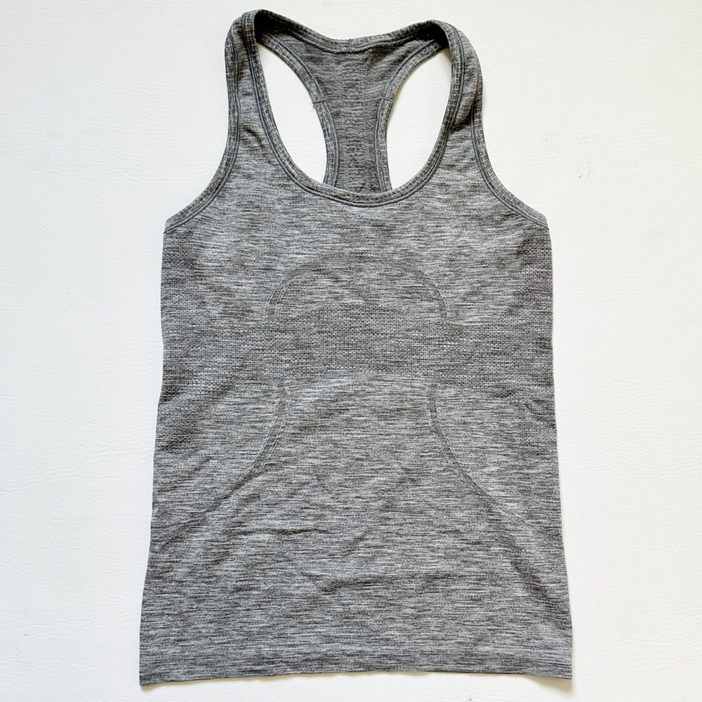 EUC Heathered Silver Grey Swiftly Lululemon Tank